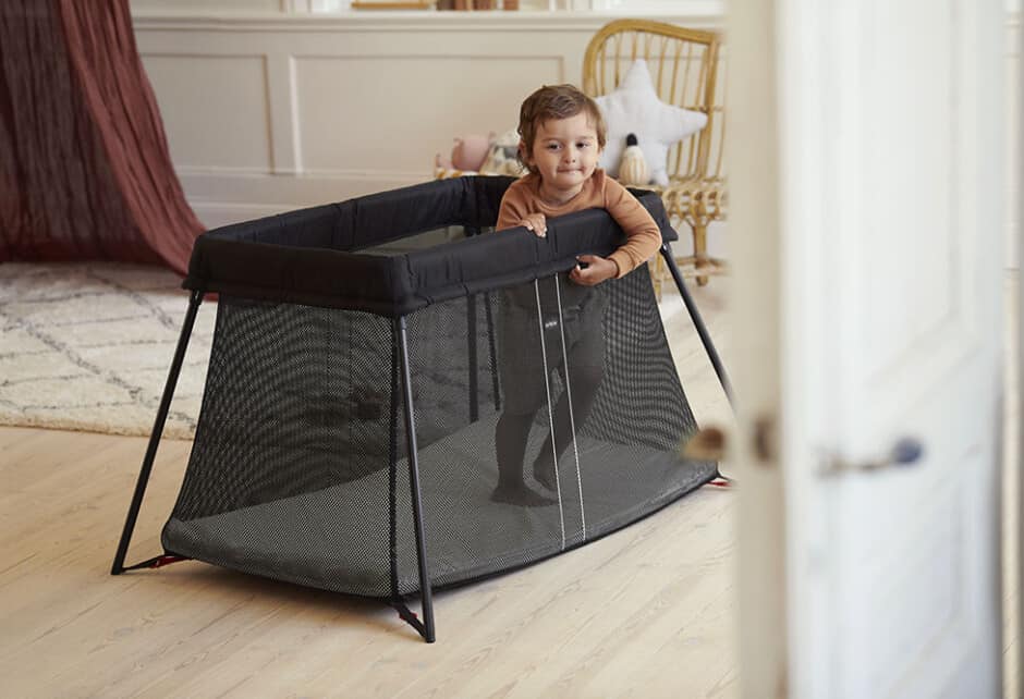 BabyBjörn Travel Crib Light